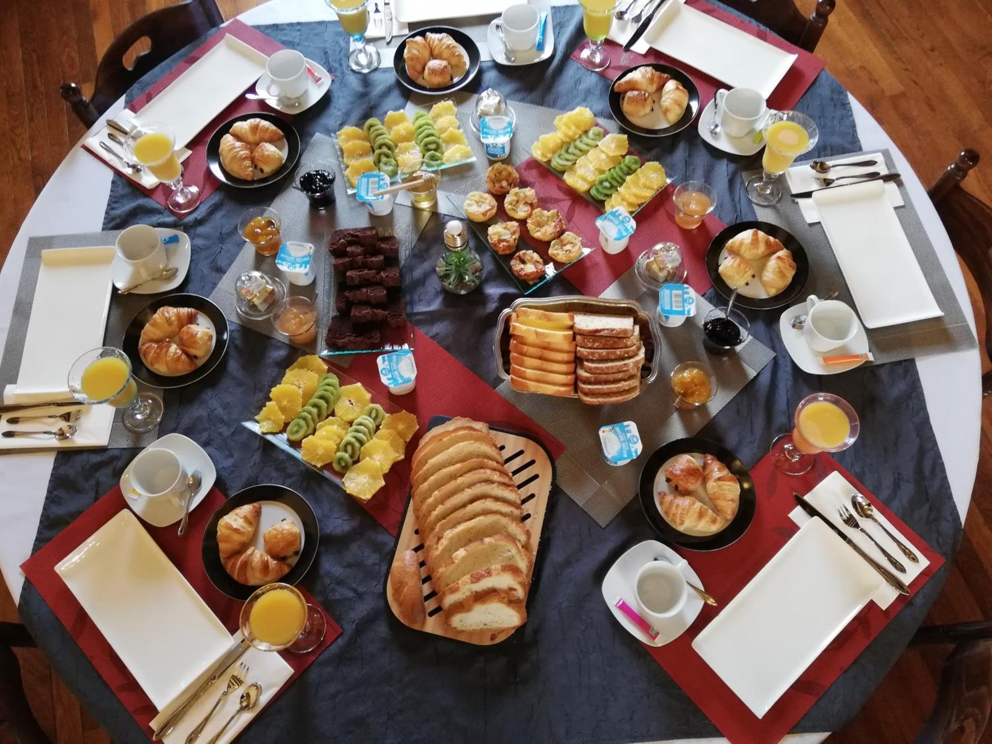 Domaine De La Ferme De Mont Bed & Breakfast Mormant Екстериор снимка